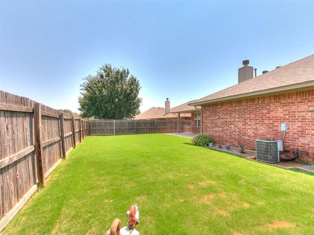 409 NW 141st Circle, Edmond, OK 73013