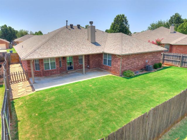409 NW 141st Circle, Edmond, OK 73013