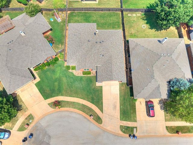 409 NW 141st Circle, Edmond, OK 73013