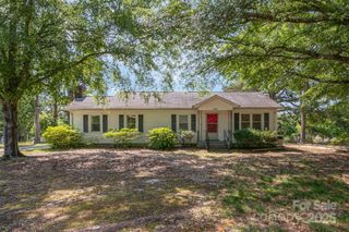 3595 Mt Holly Road, Edgemoor, SC 29712