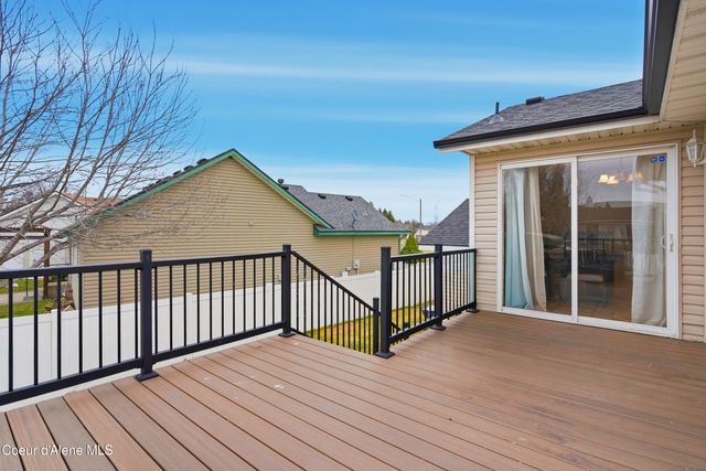 1049 N Bainbridge St, Post Falls, ID 83854