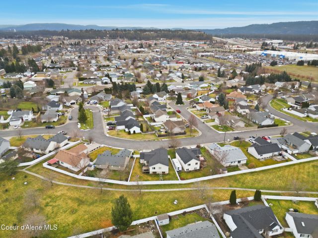 1049 N Bainbridge St, Post Falls, ID 83854