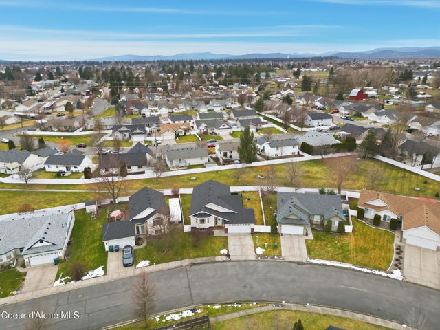 1049 N Bainbridge St, Post Falls, ID 83854