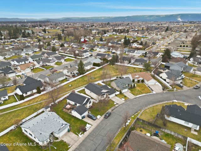 1049 N Bainbridge St, Post Falls, ID 83854