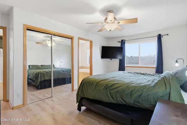 1049 N Bainbridge St, Post Falls, ID 83854