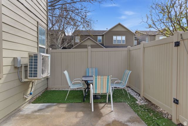 13534 S SKIPPERLING LN, Riverton, UT 84096