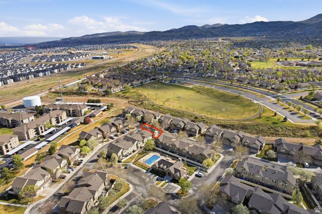 13534 S SKIPPERLING LN, Riverton, UT 84096