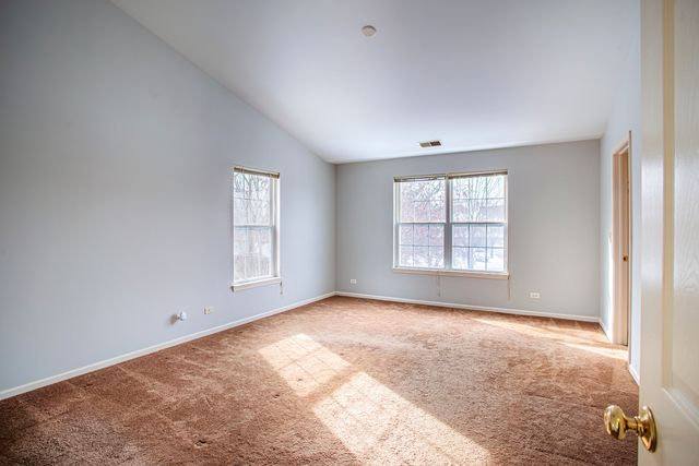 860 Amelia Court, Grayslake, IL 60030