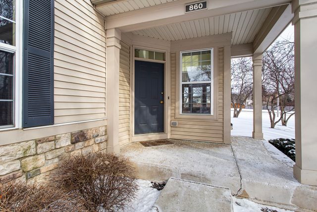 860 Amelia Court, Grayslake, IL 60030
