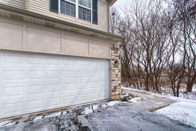 860 Amelia Court, Grayslake, IL 60030