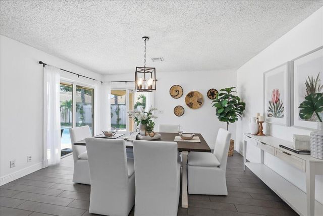 10174 S 182nd Ct S S, Boca Raton, FL 33498