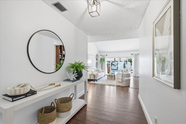 10174 S 182nd Ct S S, Boca Raton, FL 33498