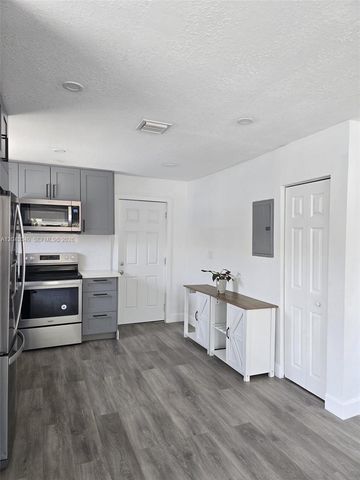719 21st Street, West Palm Beach, FL 33407