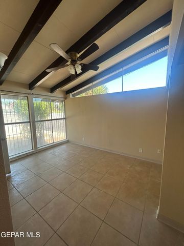 212 CRESTMONT Drive, El Paso, TX 79912