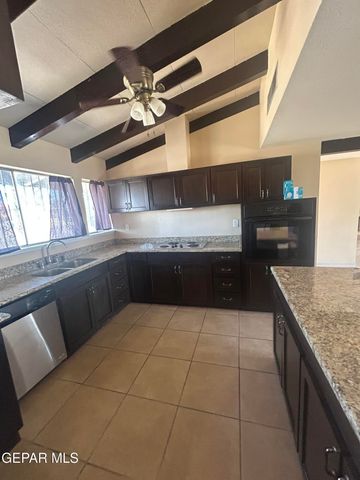 212 CRESTMONT Drive, El Paso, TX 79912