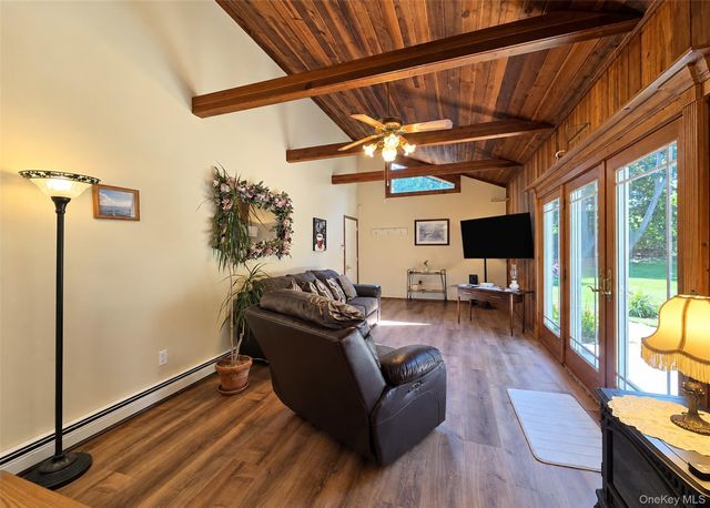 124 Ridge Road, Ridge, NY 11961