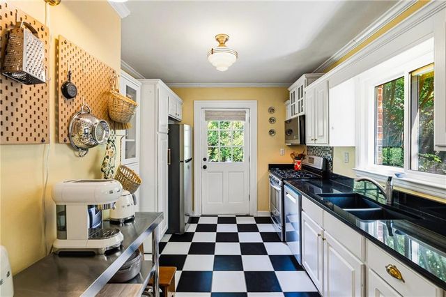 177 Garden Lane, Decatur, GA 30030