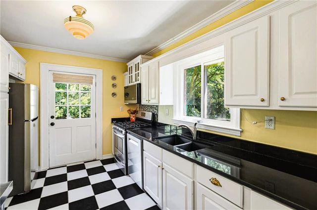 177 Garden Lane, Decatur, GA 30030