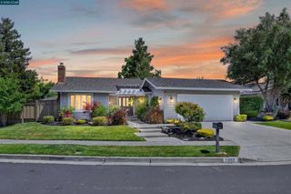 1892 Saint Norbert Dr, Danville, CA 94526