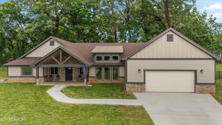354 Fairway Drive, Dandridge, TN 37725