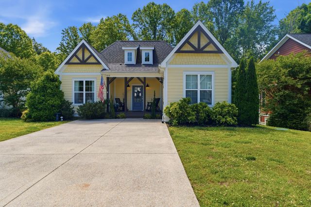199 Evans Dr, Tullahoma, TN 37388