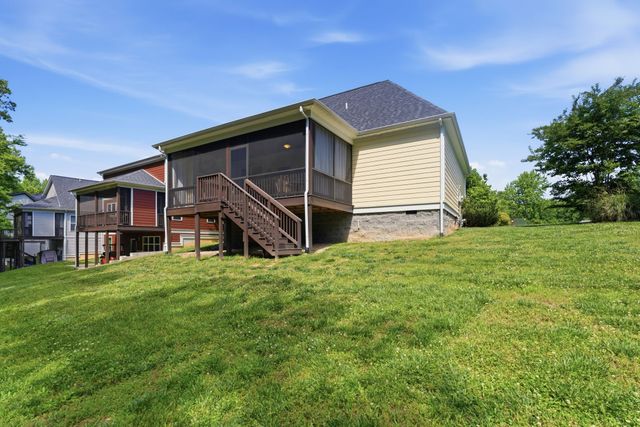 199 Evans Dr, Tullahoma, TN 37388