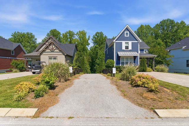 199 Evans Dr, Tullahoma, TN 37388