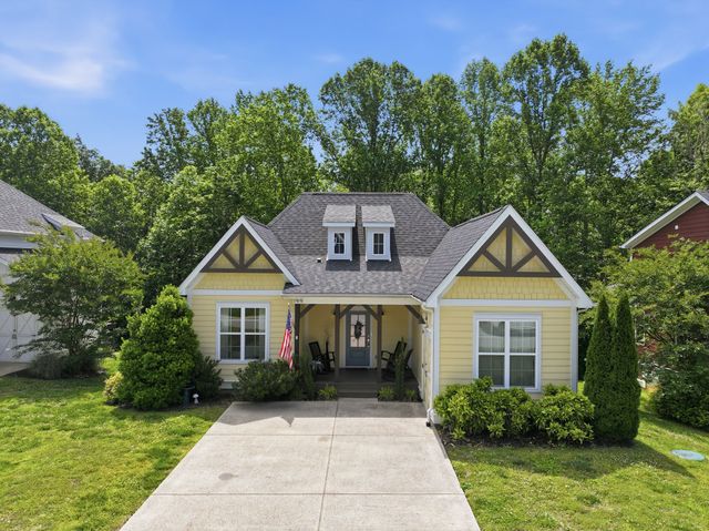 199 Evans Dr, Tullahoma, TN 37388