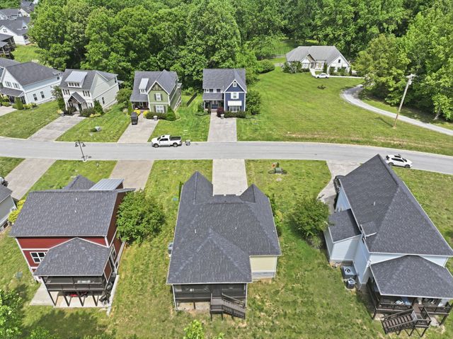 199 Evans Dr, Tullahoma, TN 37388