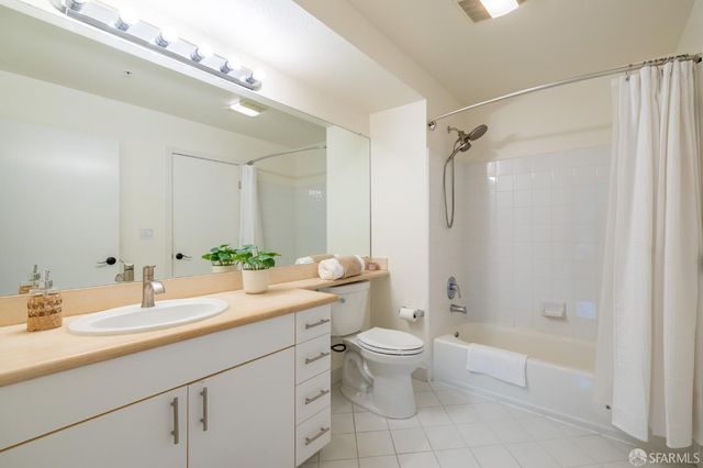 8200 Oceanview Terrace 213, San Francisco, CA 94132