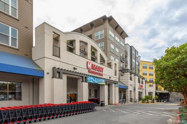 8200 Oceanview Terrace 213, San Francisco, CA 94132