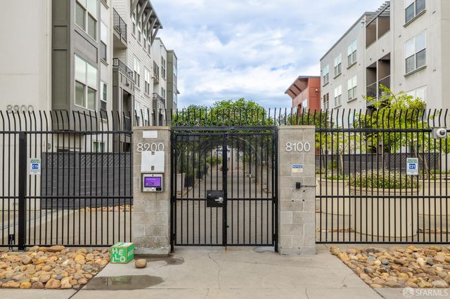 8200 Oceanview Terrace 213, San Francisco, CA 94132