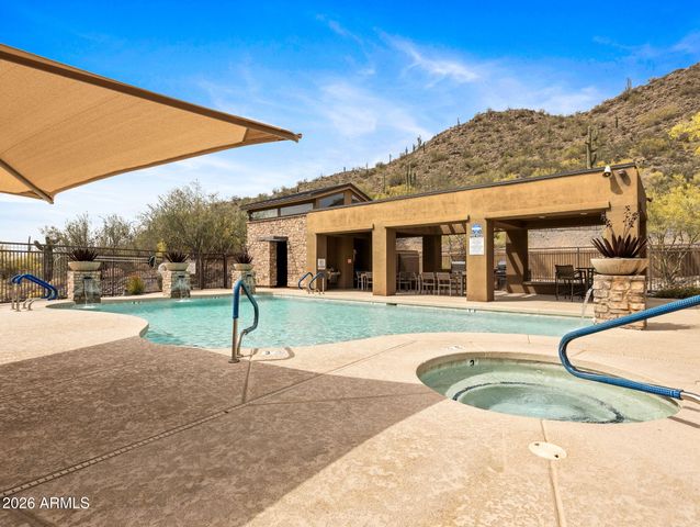 36600 N CAVE CREEK Road B14, Cave Creek, AZ 85331