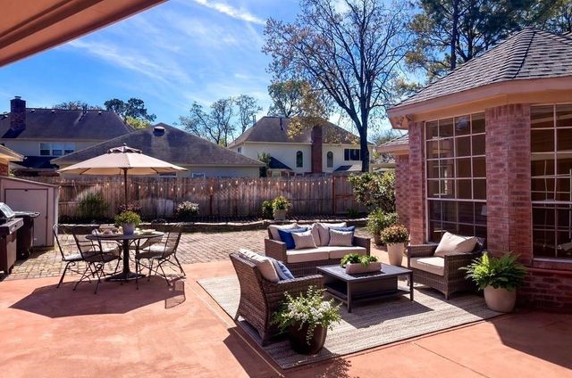 4402 Water Elm Way, Houston, TX 77059