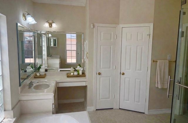 4402 Water Elm Way, Houston, TX 77059