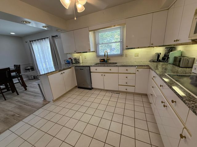 1480 Marlboro Road, Roosevelt Park City, MI 49441