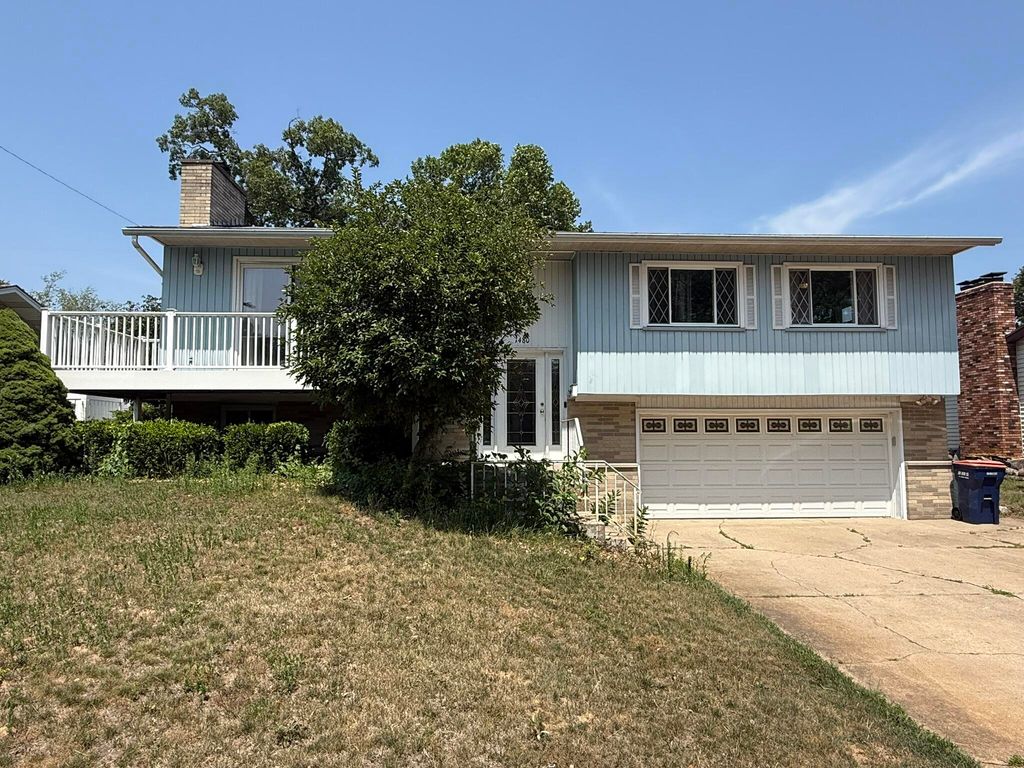 1480 Marlboro Road, Roosevelt Park City, MI 49441