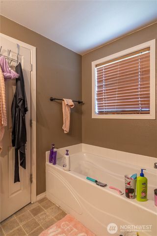 2124 Dilley Avenue, Moses Lake, WA 98837