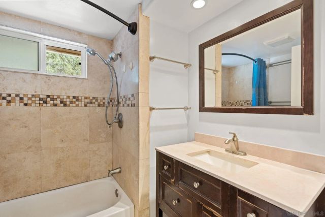 4722 Park Ln, Alpine, CA 91901