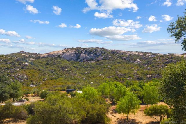 4722 Park Ln, Alpine, CA 91901