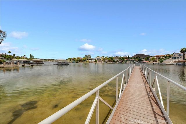 30817 Long Point, Canyon Lake, CA 92587