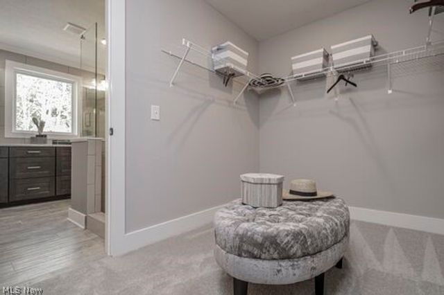 9425 Avery Road, Broadview Heights, OH 44147