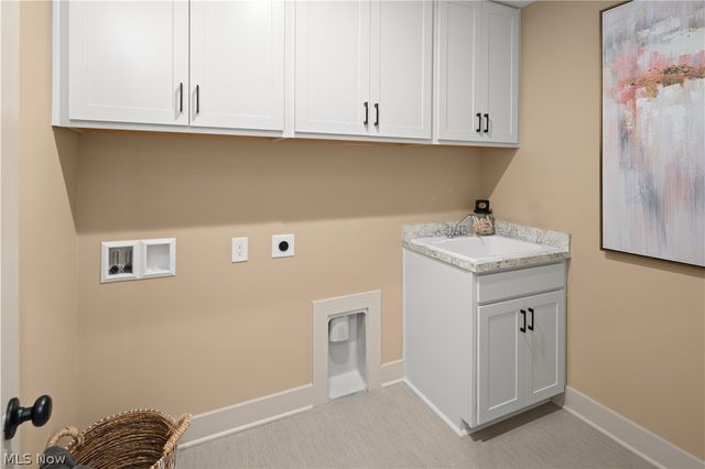 9425 Avery Road, Broadview Heights, OH 44147