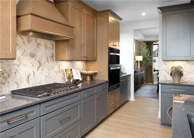 9425 Avery Road, Broadview Heights, OH 44147