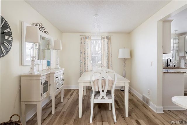 64 Oakwood Terrace, North Tonawanda, NY 14120