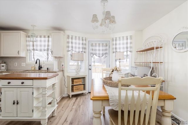 64 Oakwood Terrace, North Tonawanda, NY 14120