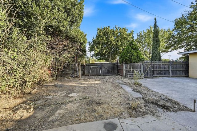 5241 59th St, Sacramento, CA 95820