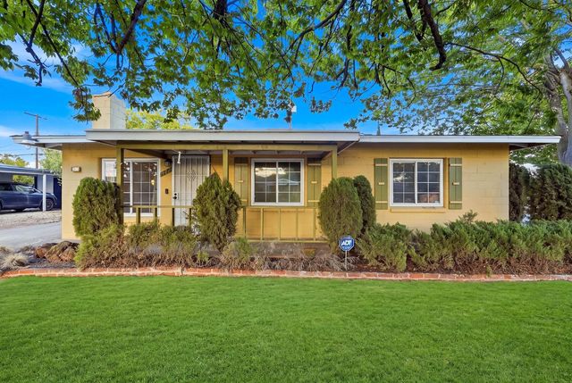 5241 59th St, Sacramento, CA 95820