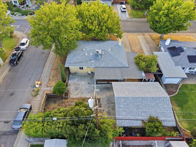 5241 59th St, Sacramento, CA 95820