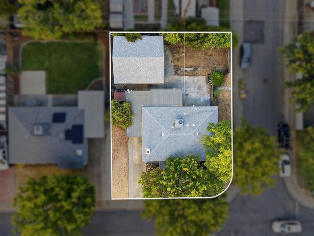 5241 59th St, Sacramento, CA 95820